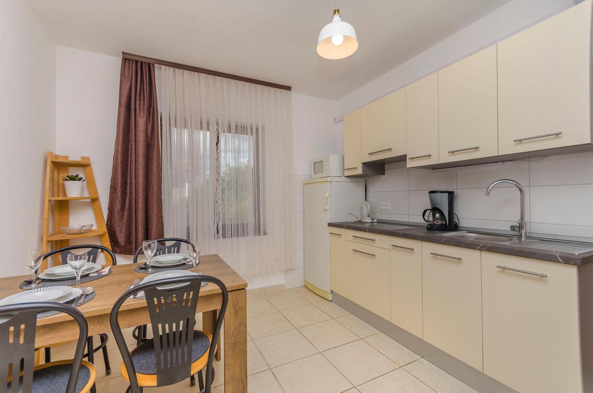 Apartments Daniela Водице Экстерьер фото