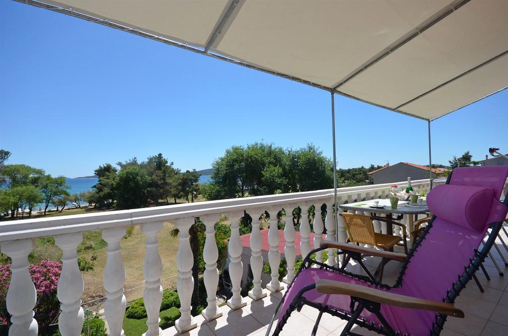 Apartments Daniela Водице Экстерьер фото